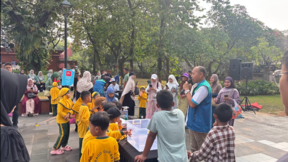 museum-listrik-dan-energi-baru-berkolaborasi-dengan-tmii-hadirkan-science-show-pada-kegiatan-kumpul-bocah