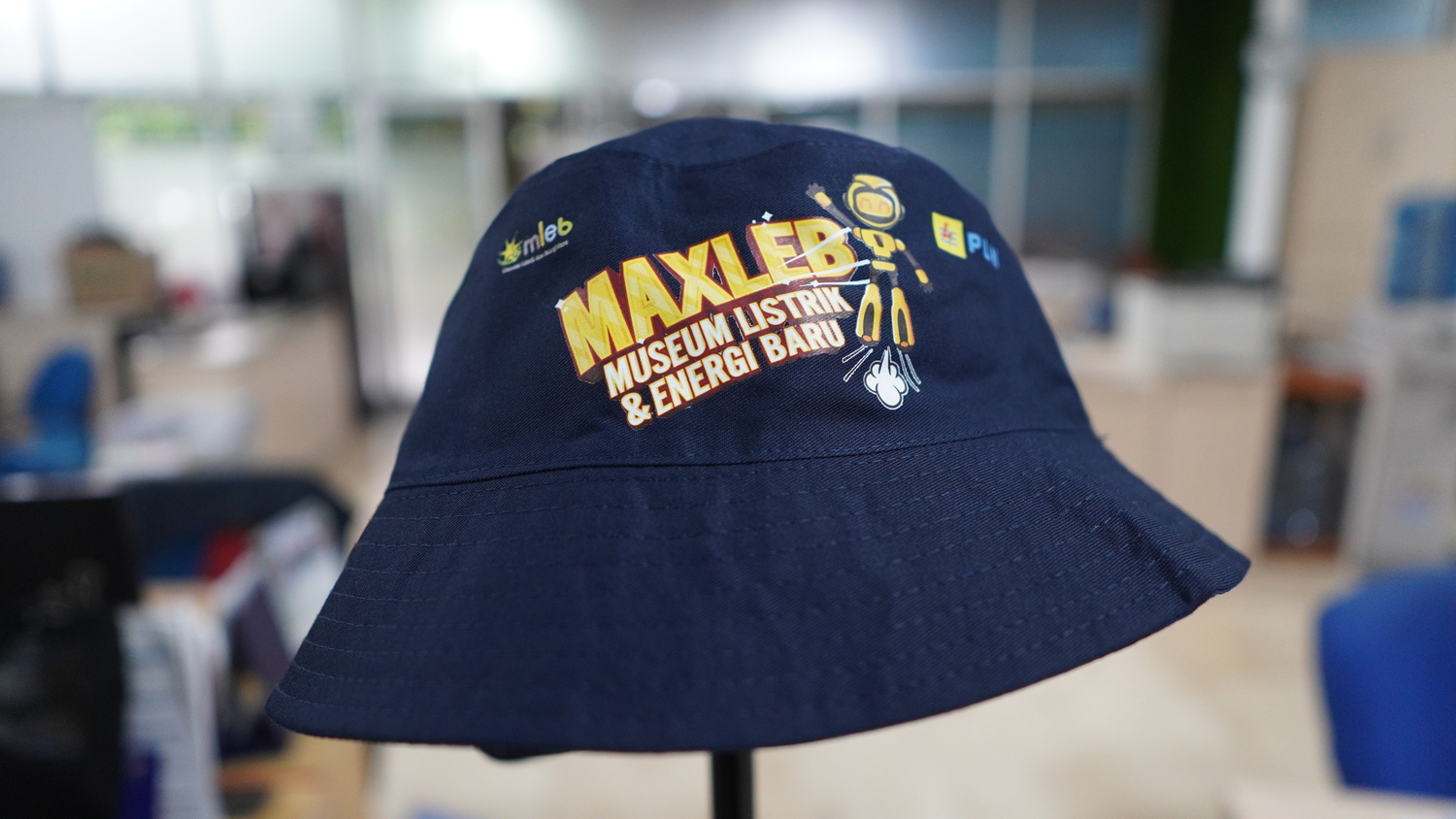 Bucket Hat