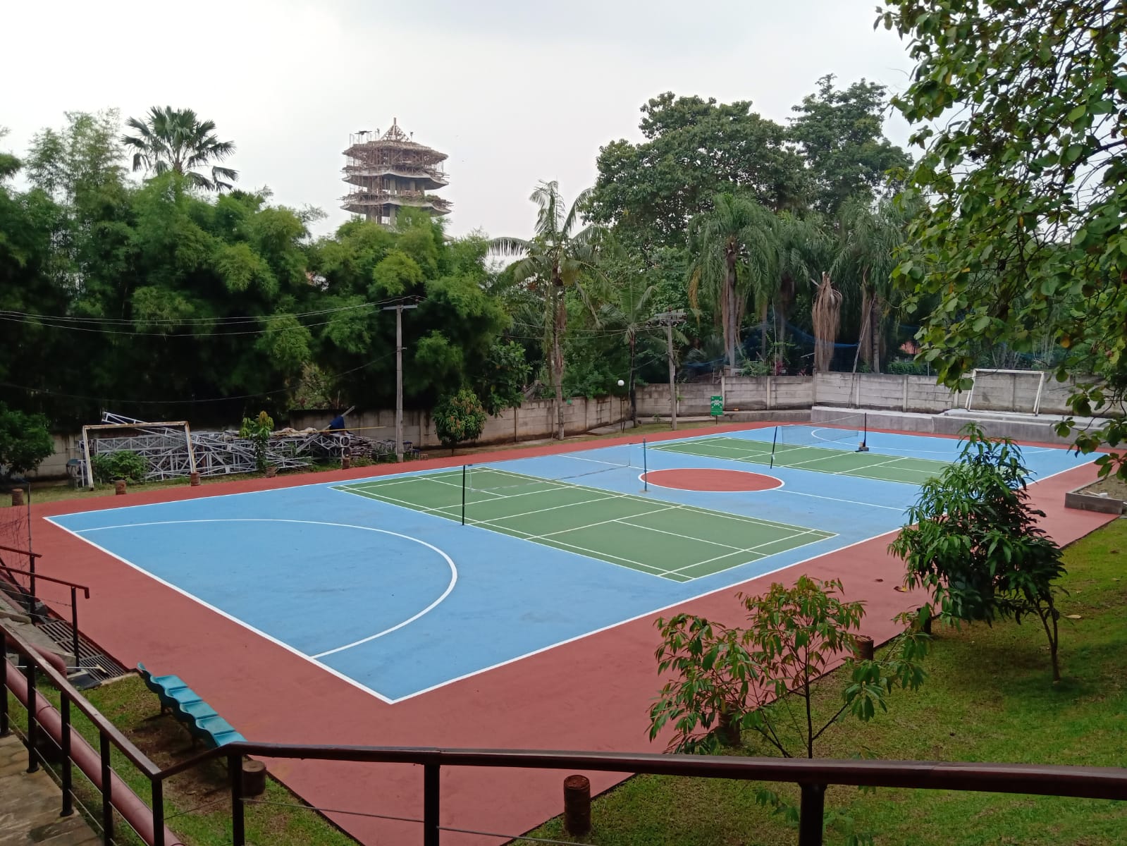LAPANGAN OLAHRAGA